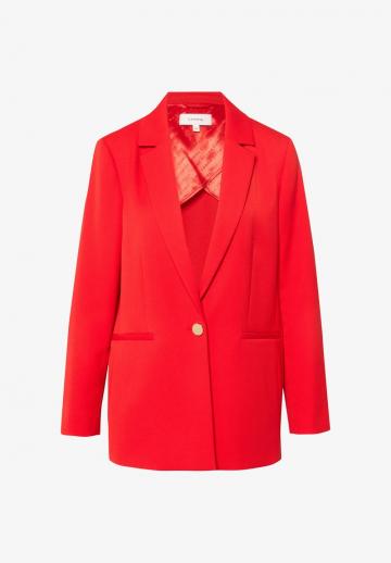 Короткое пальто