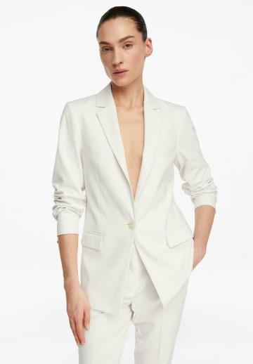 Короткое пальто