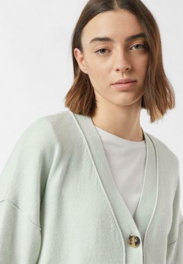 Вязаная кофта