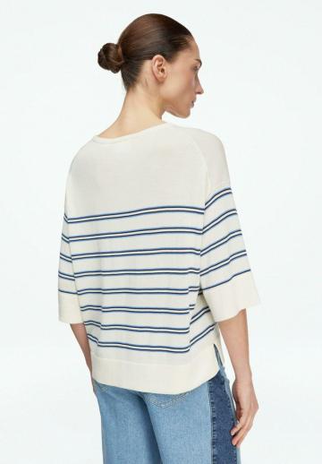 Пуловер с рукавом три четверти