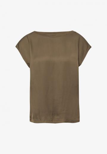 Атласная блузка