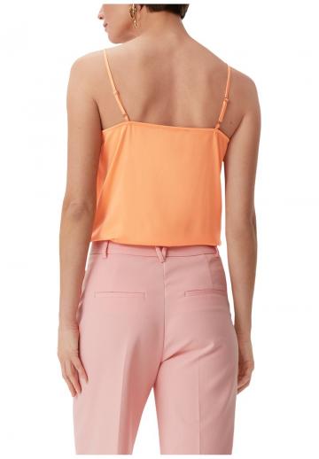 Топ на бретельках