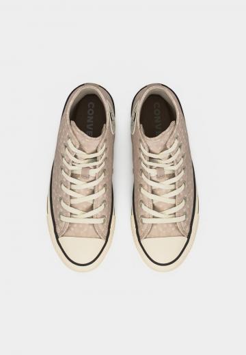 Высокие кеды