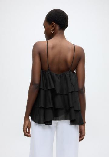 Топ на бретельках