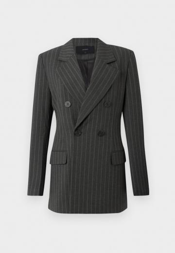 Длинный блейзер