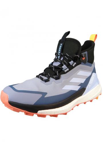 Походные ботинки