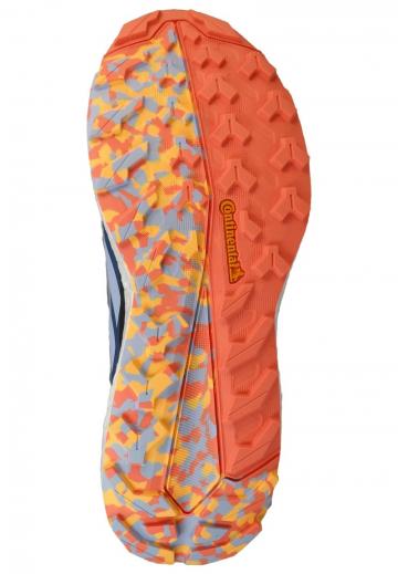 Походные ботинки