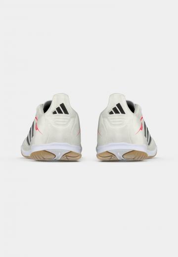 Футбольные бутсы