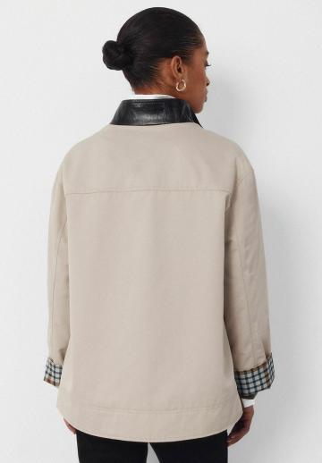 Короткое пальто