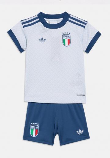 Спортивные шорты