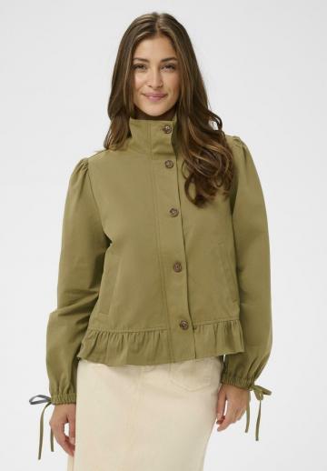 Куртка с накладнымит карманами