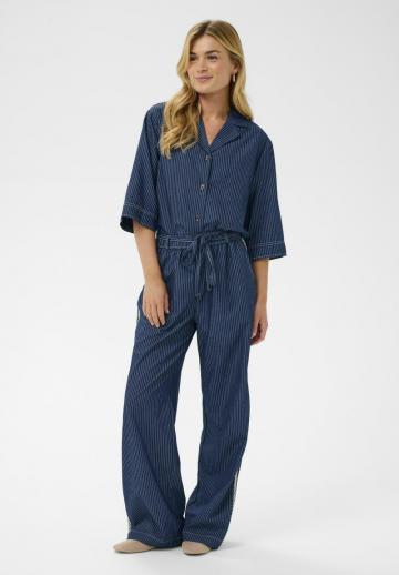 Свободные джинсы