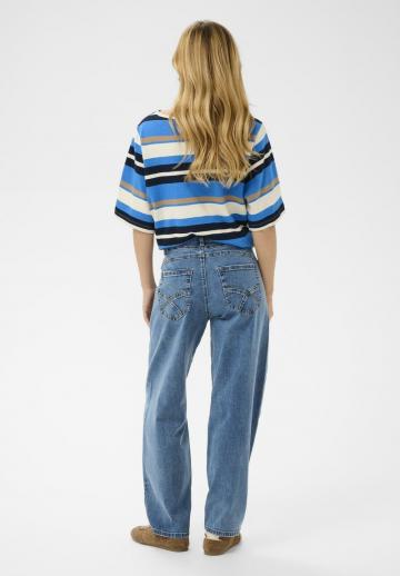 Свободные джинсы