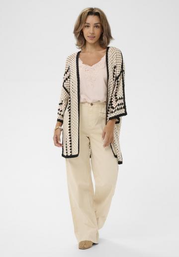 Вязаная кофта