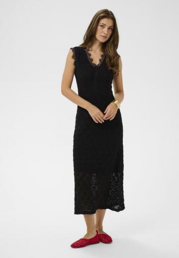 Вязаное платье