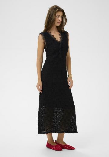 Вязаное платье