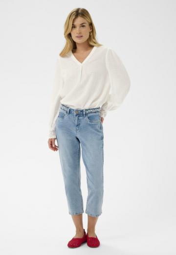 Короткие джинсы