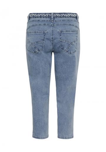 Короткие джинсы