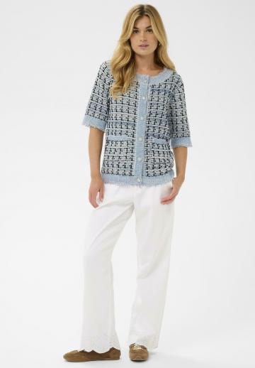 Жаккардовая вязаная кофта