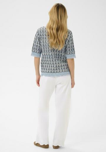 Жаккардовая вязаная кофта
