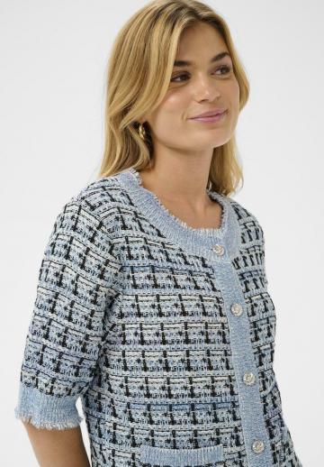 Жаккардовая вязаная кофта