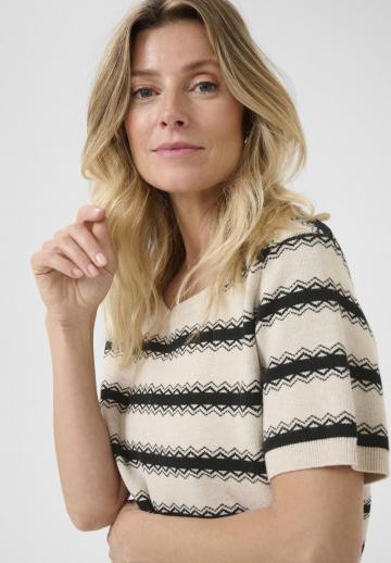 Пуловер с коротким рукавом