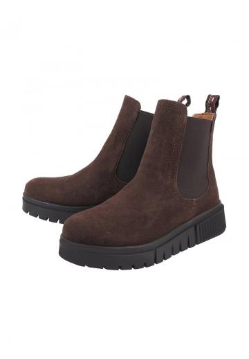 Сапожки на танкетке