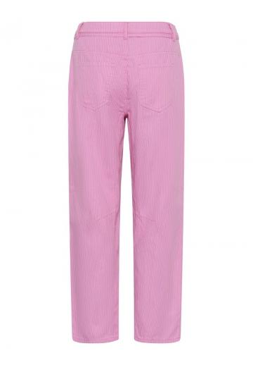 Свободные джинсы