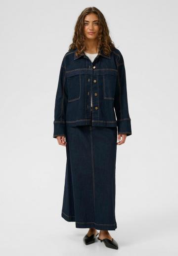 Джинсовая куртка