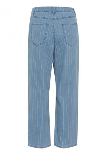 Свободные джинсы