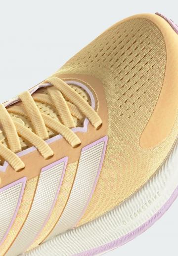 Беговые кроссовки