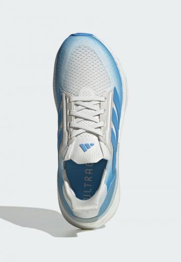 Беговые кроссовки