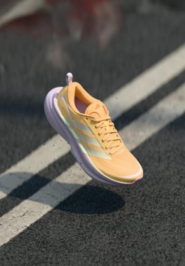 Беговые кроссовки