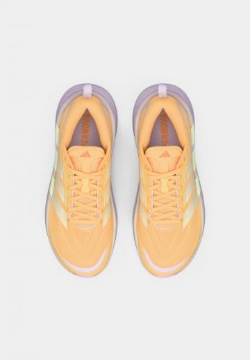 Беговые кроссовки