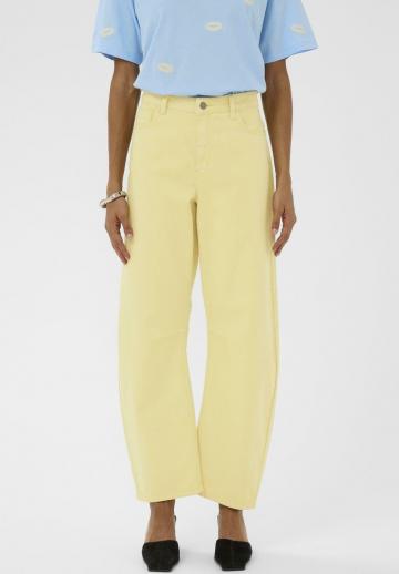 Свободные джинсы