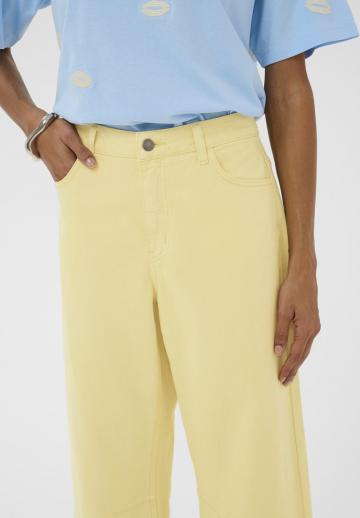 Свободные джинсы