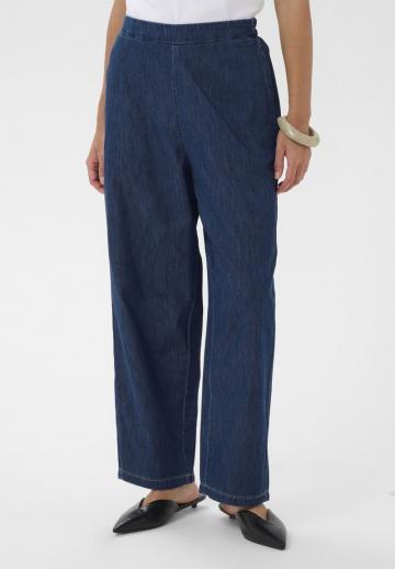 Свободные джинсы