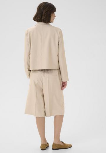 Блейзер с накладными карманами