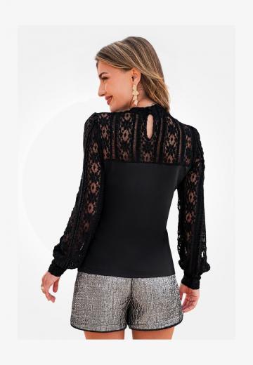 Атласная блузка