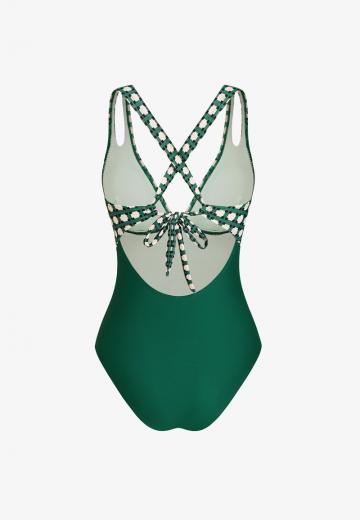 Слитный купальник