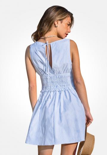 Короткое платье