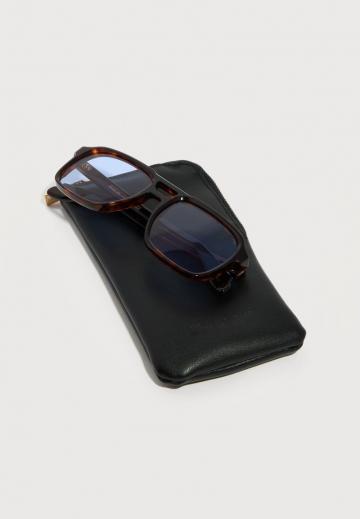 Солнечные очки