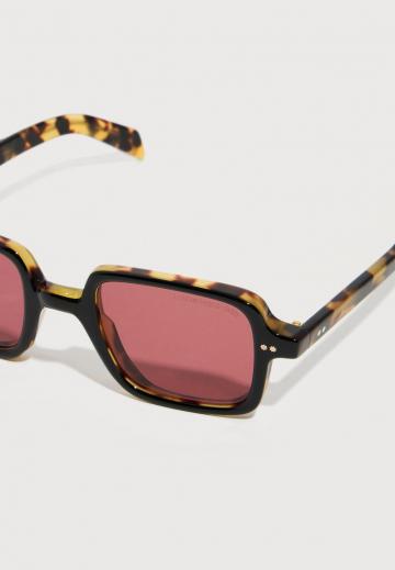 Солнечные очки