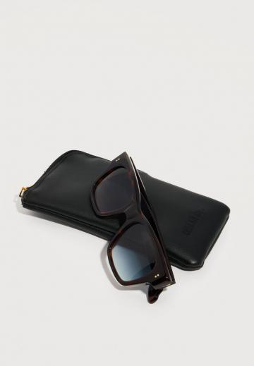 Солнечные очки