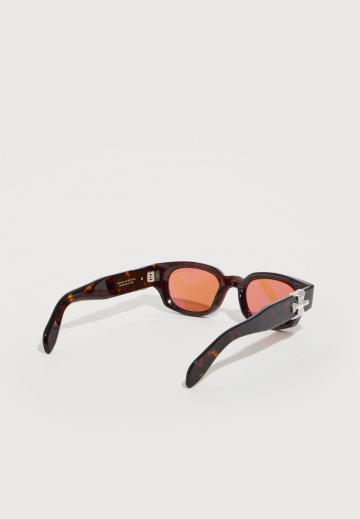 Солнечные очки