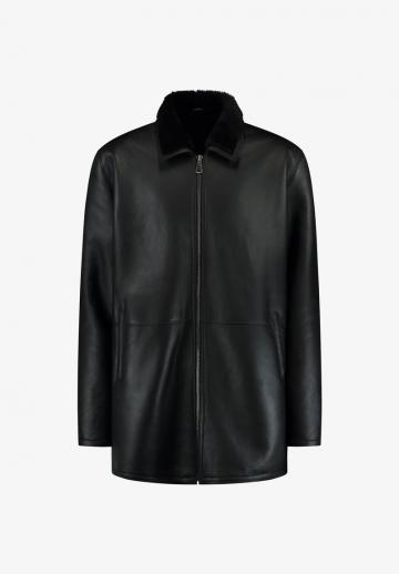 Короткое пальто