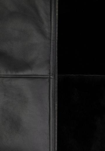 Короткое пальто