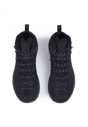 Походные ботинки