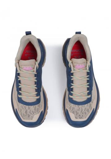 Походные ботинки