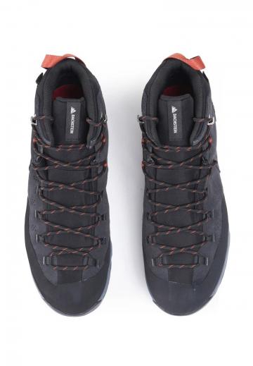 Походные ботинки